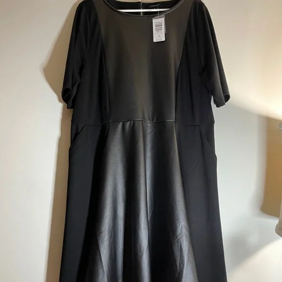 Torrid Luxe Ponte Coated Skater Dress - Picture 4 of 6